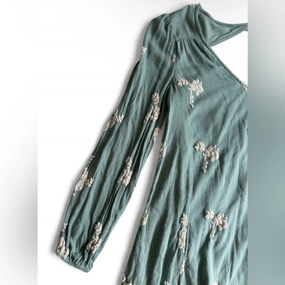 FREE PEOPLE Emma Embroidered Mini Dress Women’s Sage Green/Blue- Size XSmall